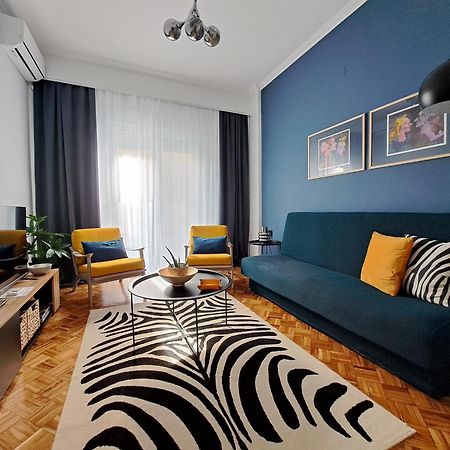Stylish City Center Apartment Серрес Екстер'єр фото