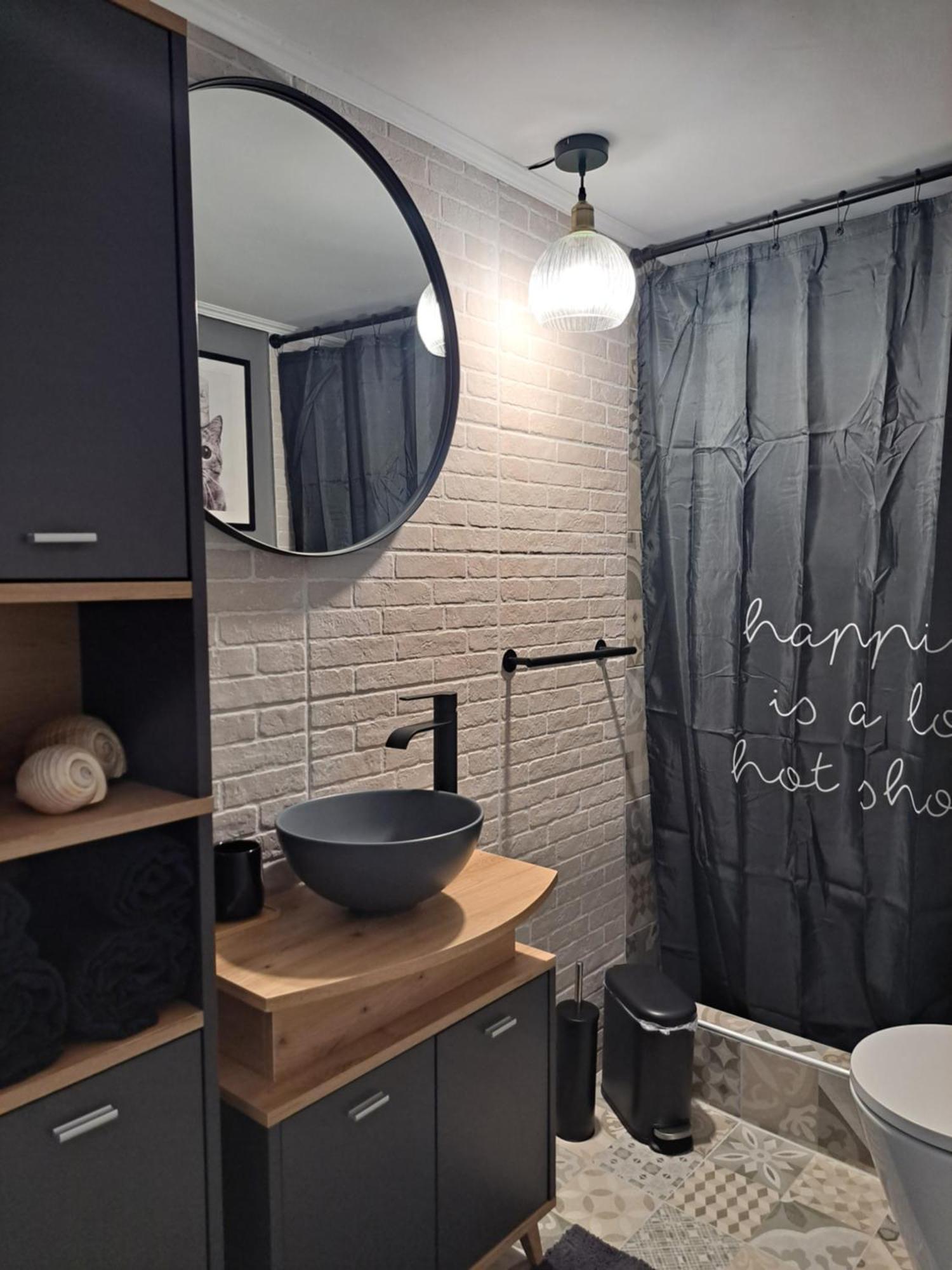 Stylish City Center Apartment Серрес Екстер'єр фото